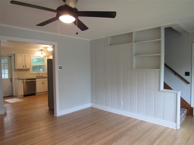 Photo - 30 Craigville Rd