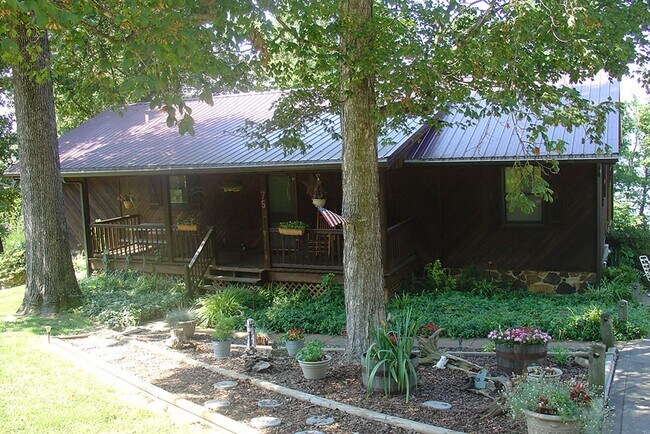 Photo - Monthly Waterfront Cabin with Slip Unit Lakeside Cabin