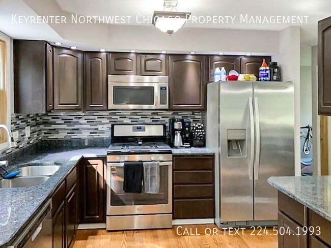 Photo - 1001 West Dr