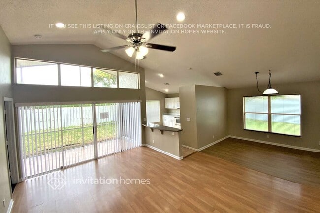 Photo - 1369 Fairfax Cir E