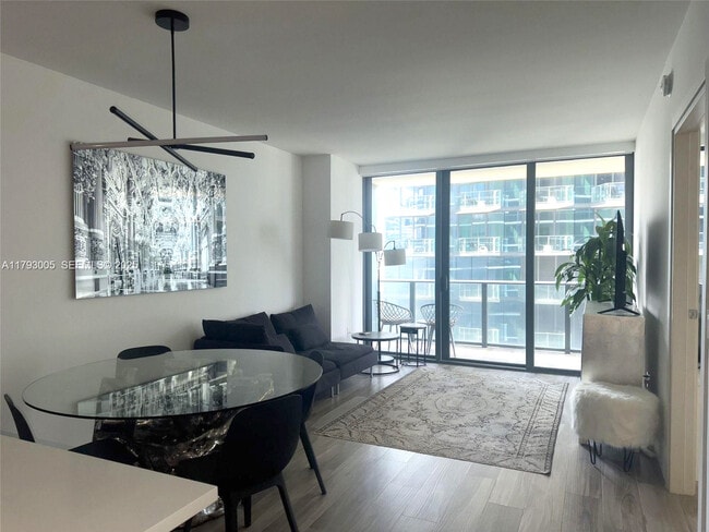 Photo - 801 S Miami Ave Unit SLS LUX - Apt 2607
