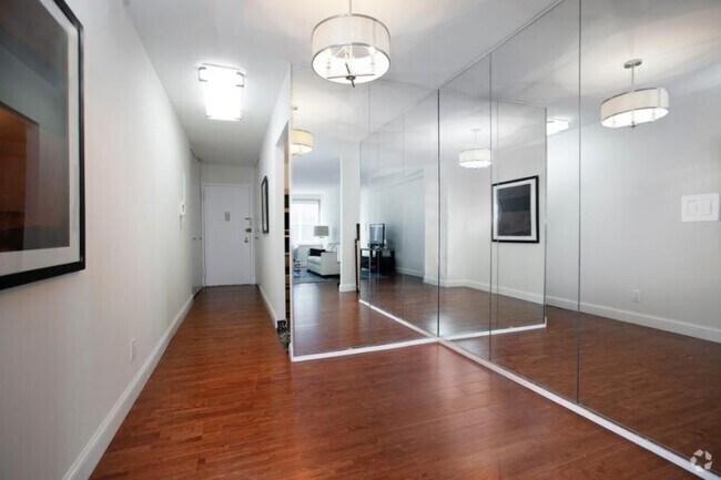 Building Photo - 1 bedroom in NEW YORK NY 10005 Unit 9C Rental