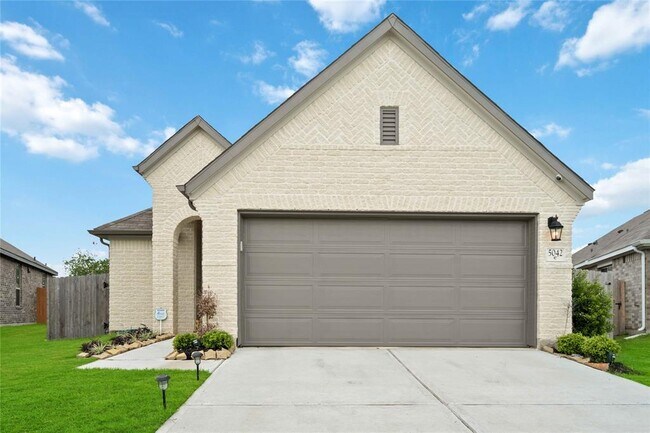 Photo - 5042 Chestnut Orch Dr