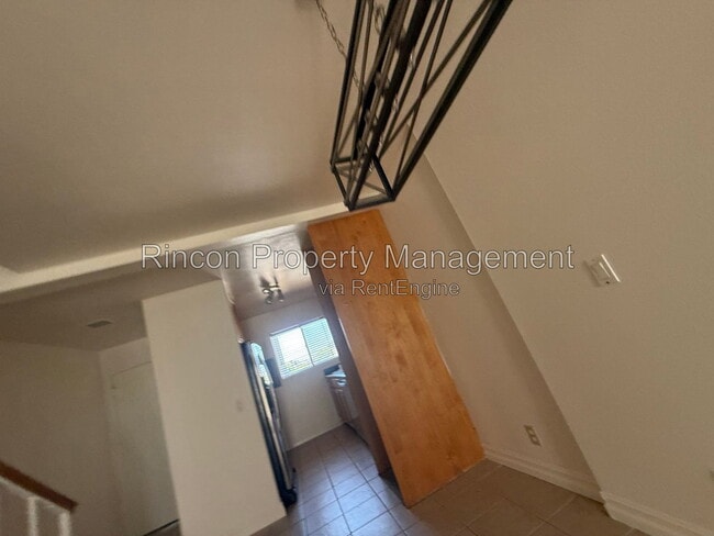Photo - 263 S Ventura Rd