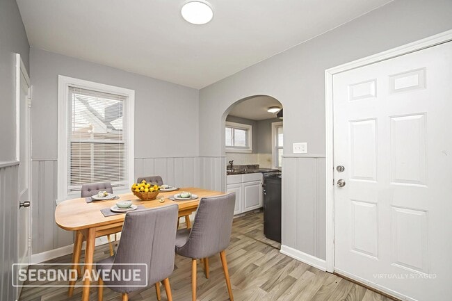 Photo - 1806 Sundale Ave