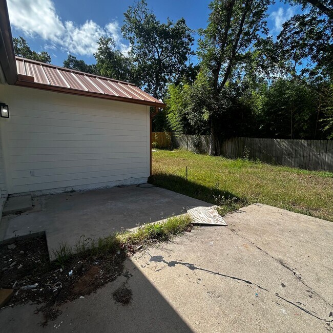 Photo - 1005 W MLK - House