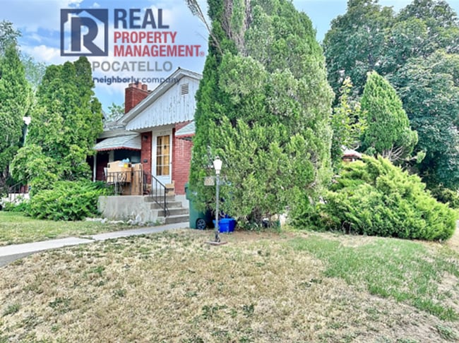 Building Photo - 651-655 W Lander Unit 252 N Grant Ave