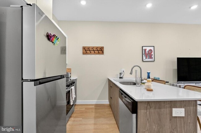 Building Photo - 1701 S 4th St Unit 304 Rental