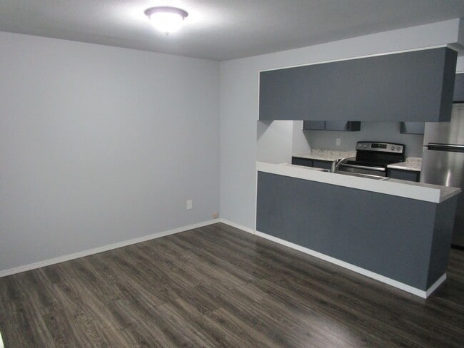 Photo - 0567 Unit 01