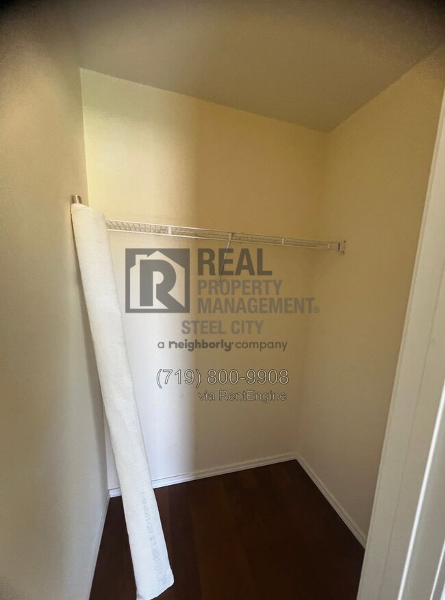 Photo - 2914 Acero Ave