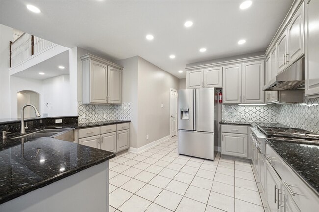 Photo - 30 Watermill Pl