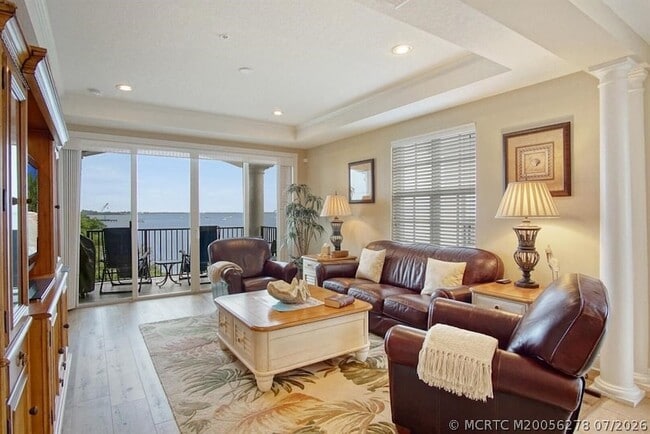 Photo - 3736 NE Indian River Dr
