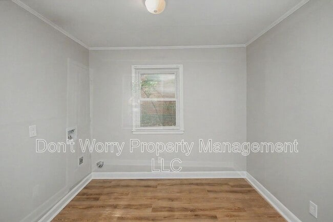 Photo - 419 Hobson St