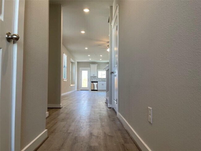 Photo - 441 Fieldwood Dr