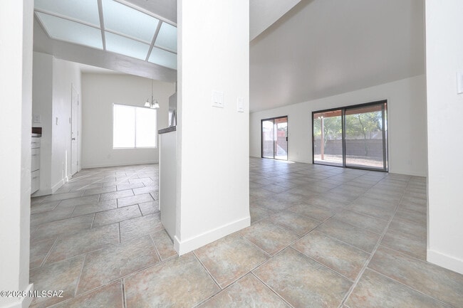 Photo - 10140 E Karen Pl