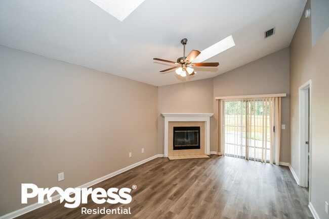 Photo - 8790 Townsquare Dr S