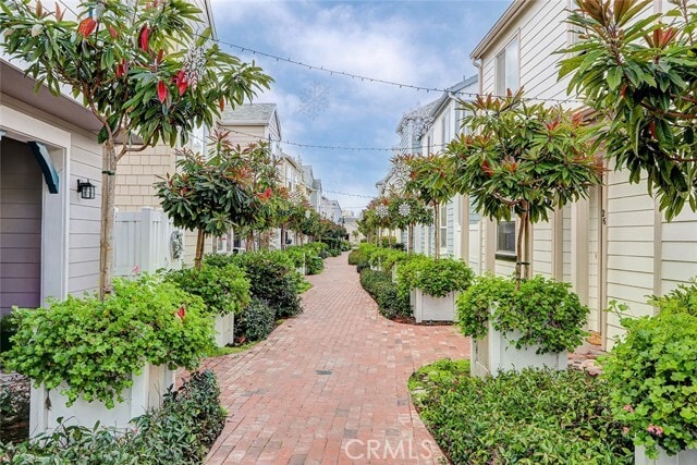 Building Photo - 1800 S Pacific Coast Hwy