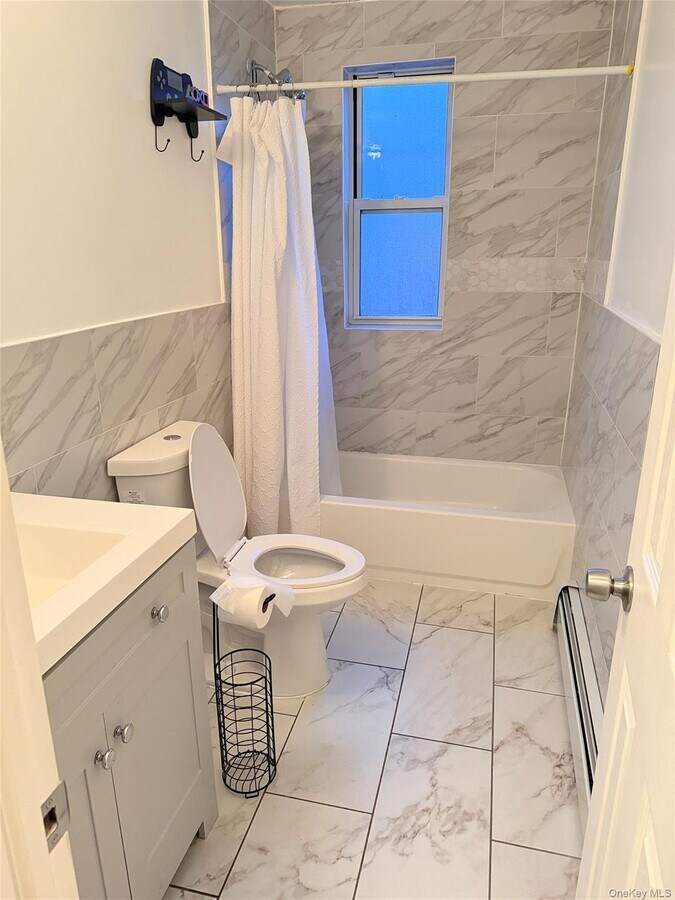 Photo - 356 Soundview Ave