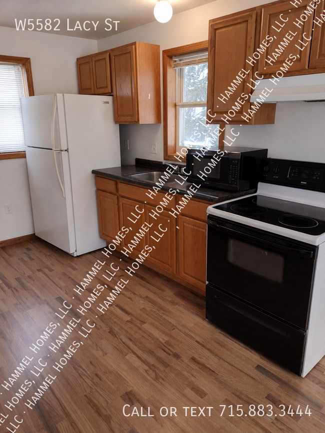 Photo - W5582 Lacy St