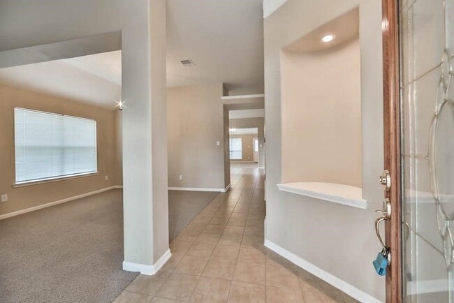 Building Photo - 20542 Avery Grove Ct Rental