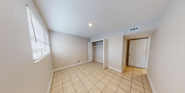 Photo - 603 Woodbine St Unit 2