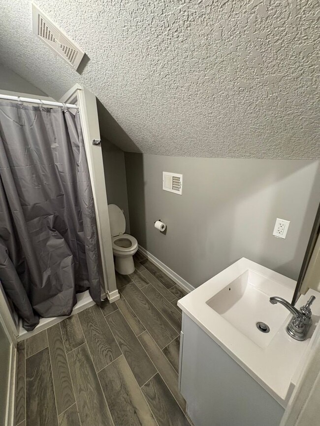 Photo - 816 Congress St Unidad Apt 6