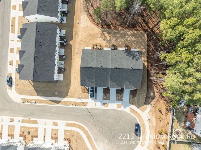 Photo - 2213 Titanium Rock Rd