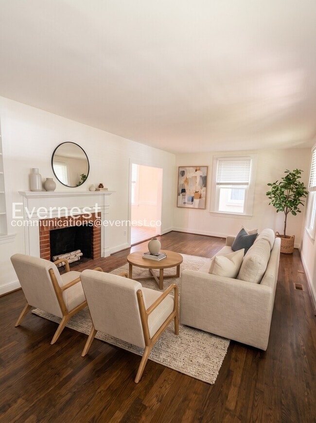 Photo - 4 Bed, 3 Bath Home with Fenced Yard / Pet-Friendly / Available Now!