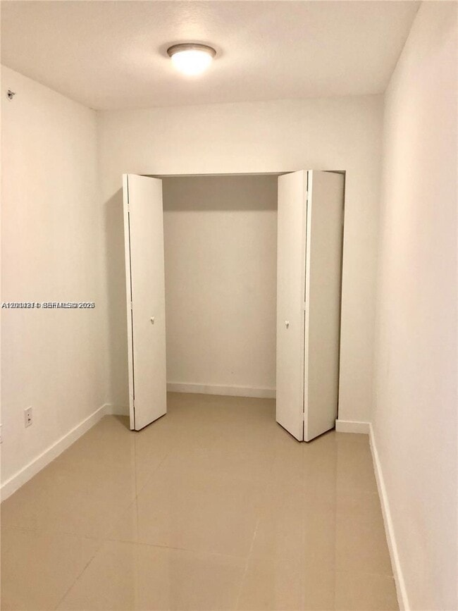 Photo - 488 NE 18th St Unit 3306