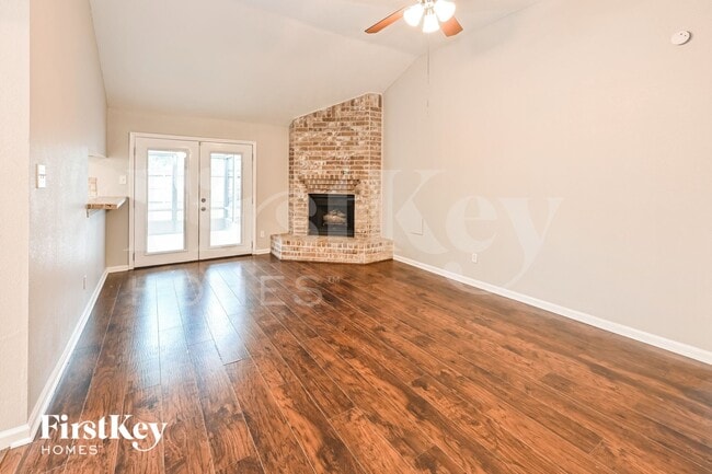 Photo - 5351 Pine Cliff Dr