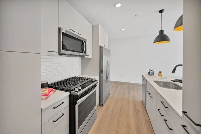 Photo - 2131 N Elston Ave