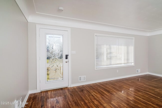 Photo - 4203 Quiet Way