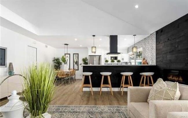 Photo - ***Open Showing on Castilla Saturday March 14th from 12pm-2pm***FOR RENT – Beautiful Single-Story...