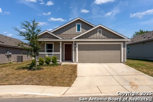 Building Photo - 5631 Mount Helen Dr Rental