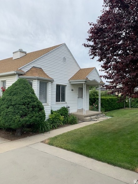 Photo - 680 W 4800 S