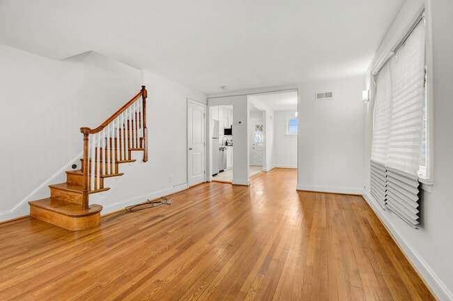 Photo - 4232 14th St NE