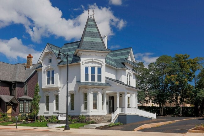 Photo - 28 Jefferson Ave SE Unidad B