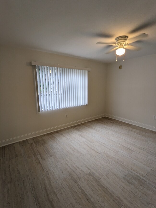 Photo - 359 S McMullen Booth Rd Unit 121