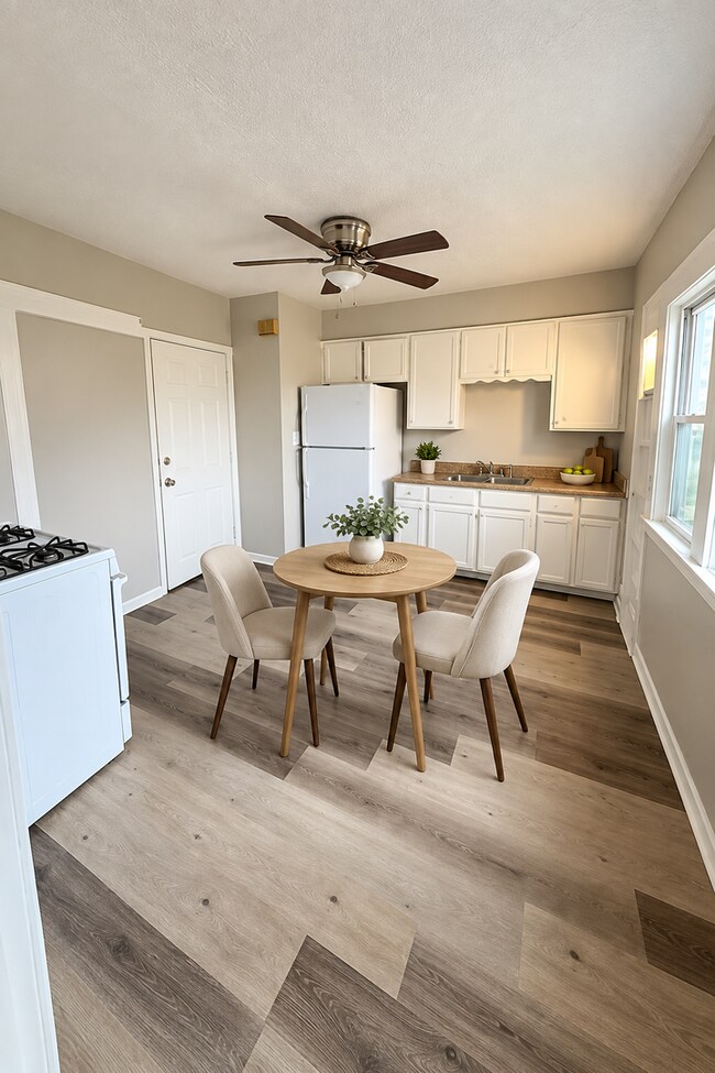 12531 Forest Ave Unit 2