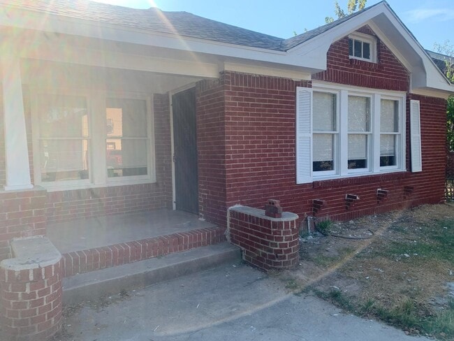 Photo - 136 Glendale St