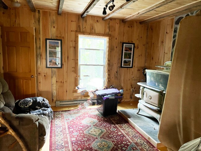 Photo - 24 Lake Shore Rd