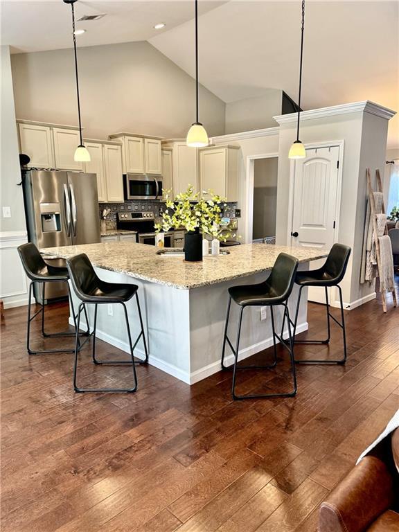 Photo - 320 Cranmore Pl