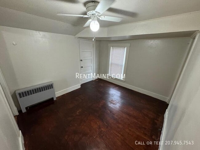 Photo - 145 Essex St Unidad C