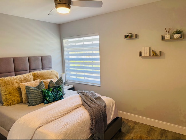 Photo - 206 Liberty Ct Unit 206