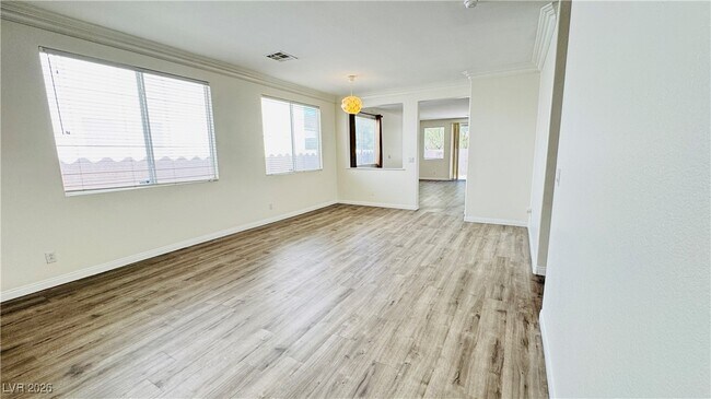 Photo - 2278 Surrey Meadows Ave