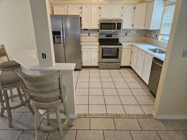 Photo - 1502 Stonehaven Way