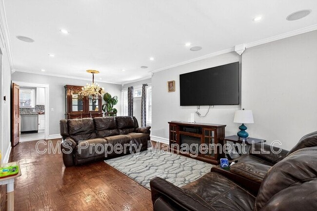 Photo - 139 Dalton St