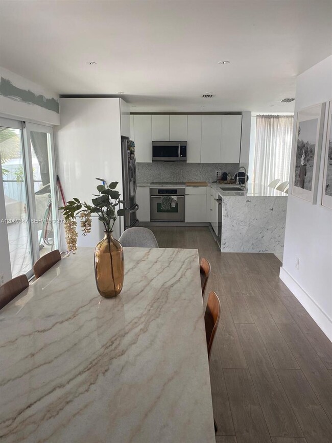 Photo - 11705 NW 12th St