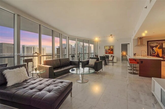 Photo - 495 Brickell Ave Unit 3304