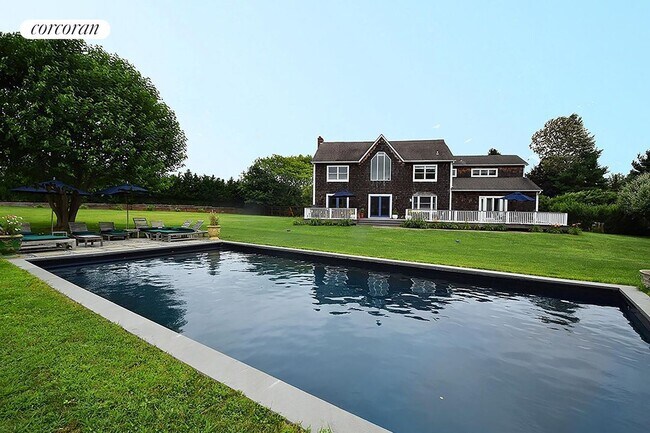 Photo - 492 Lumber Ln